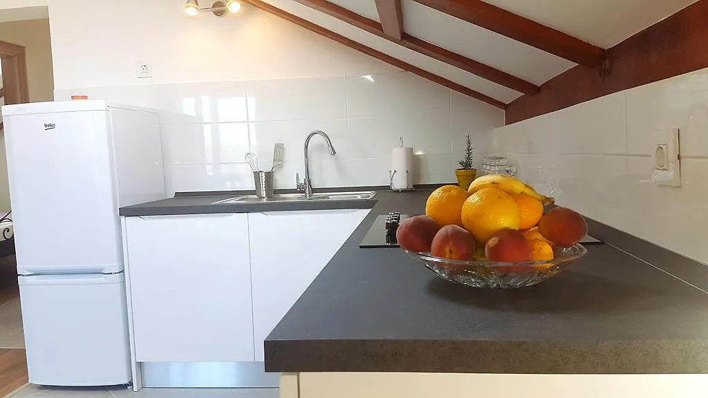 Apartment Azaleja Sali