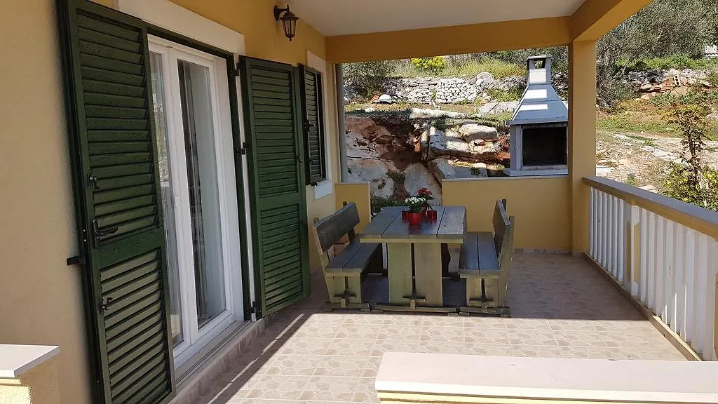Apartment Azaleja Sali