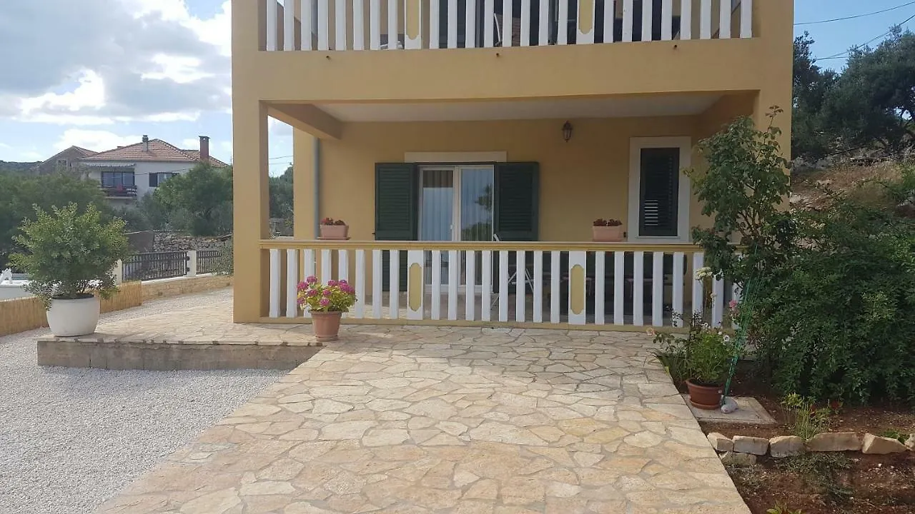 Apartment Azaleja Sali